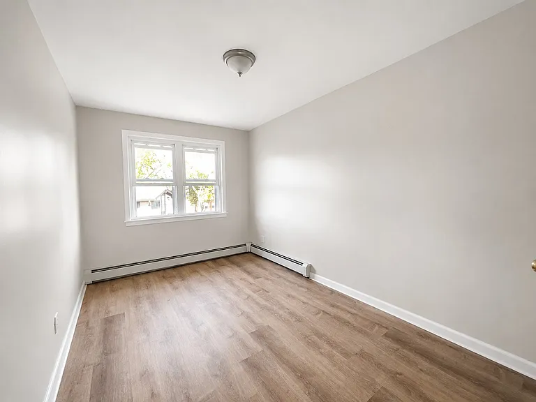 70-65 Walnut St #3 — Photo 6