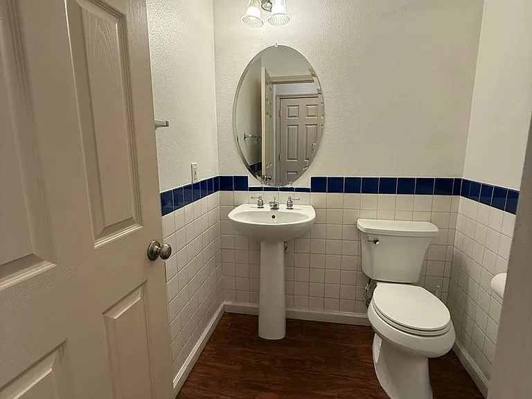 9732 Marianna Way — Photo 7