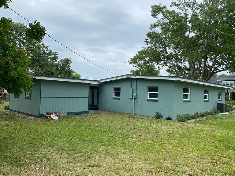 290 Gary Dr — Photo 25
