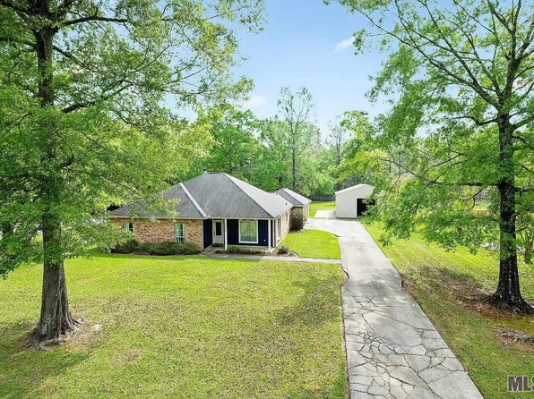 8746 Linkwood Dr, Denham Springs, LA 70706