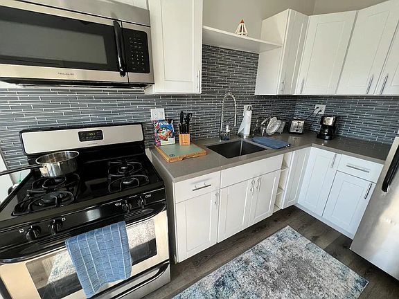 3rd image of 462 S Ogden Dr #4641