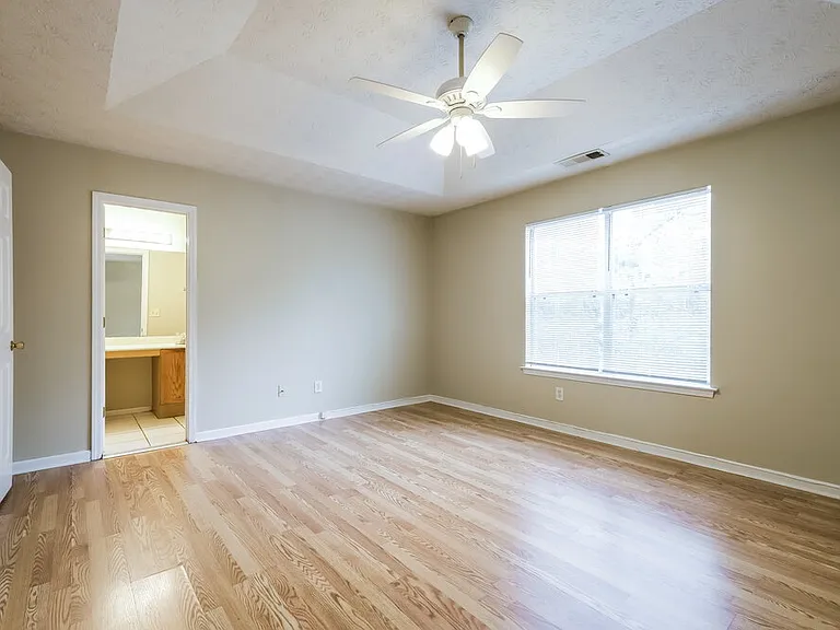 1280 Kilgore Rd — Photo 12