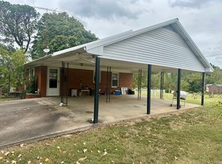 1481 Huntsville Quality Rd, Morgantown, KY 42261