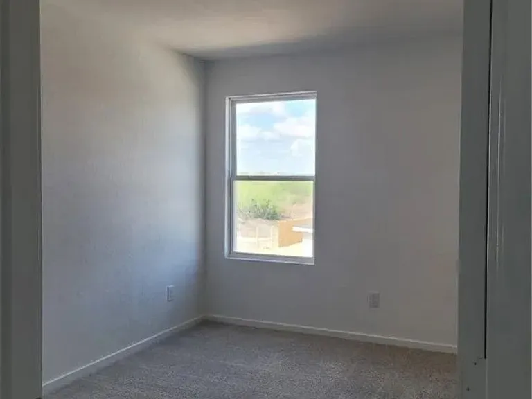 3310 Noir Ln — Photo 14
