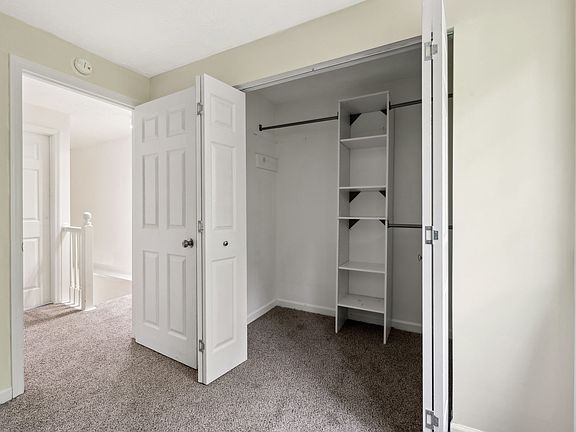 5th image of 3550 Seneca Forest Dr