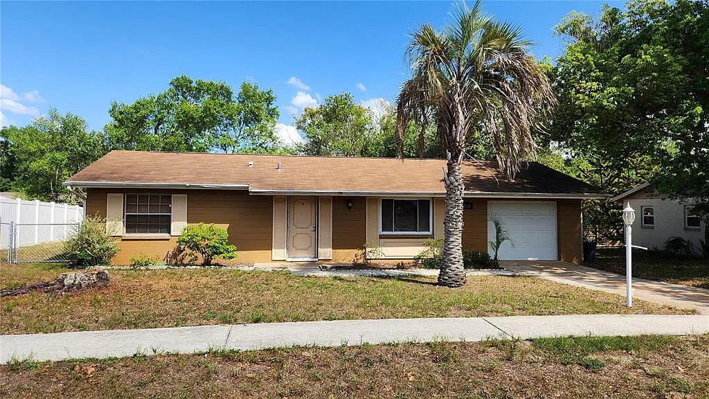 2 bed, 1.5 bath, 1119 sqft, $1,575 — Photo 1
