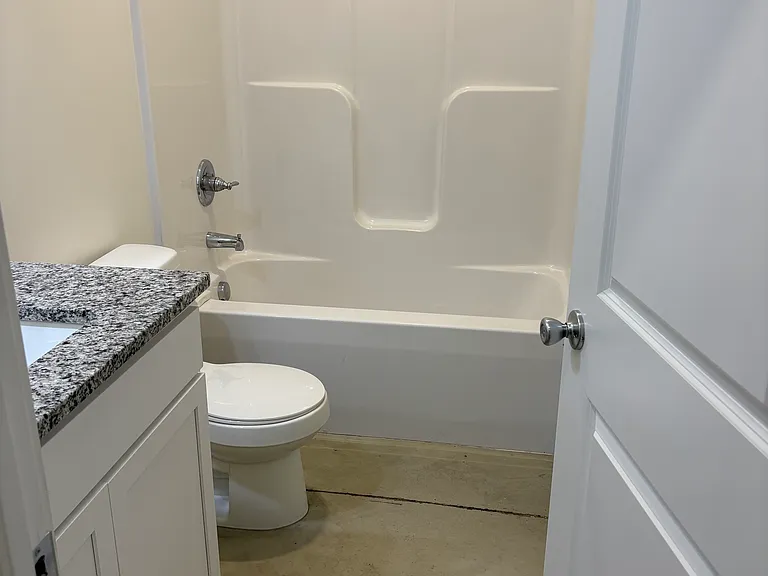 210 N Hoover St #210 — Photo 8