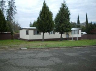 582 Ellen Lynn St, Redwood Valley, CA 95470