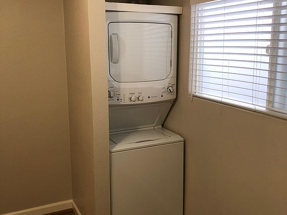 5th image of 4475 Cherokee Ave APT 2