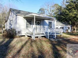 306 Roosevelt Rd, Hooks, TX 75561