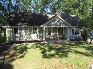 525 Willow Way Cir, Kuttawa, KY 42055