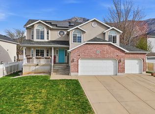 684 E 2900 N, North Ogden, UT 84414