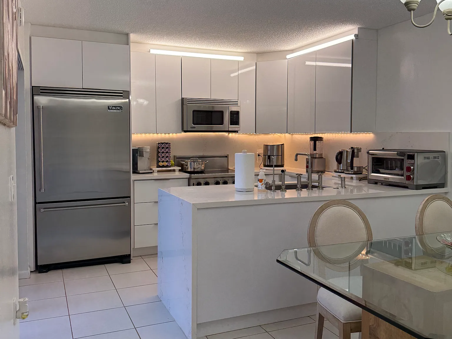 9101 SW 19th Pl — Photo 3