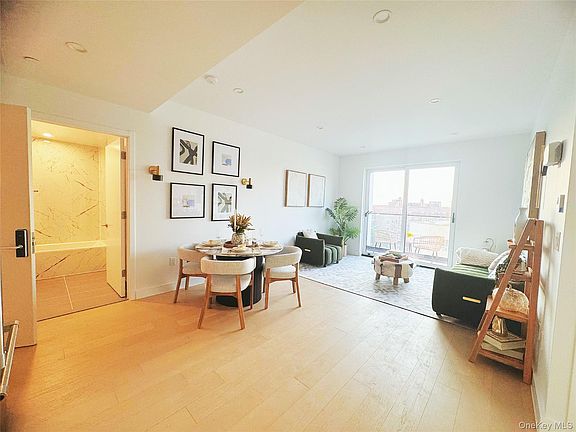 4th image of 150-02 Northern Boulevard #5A