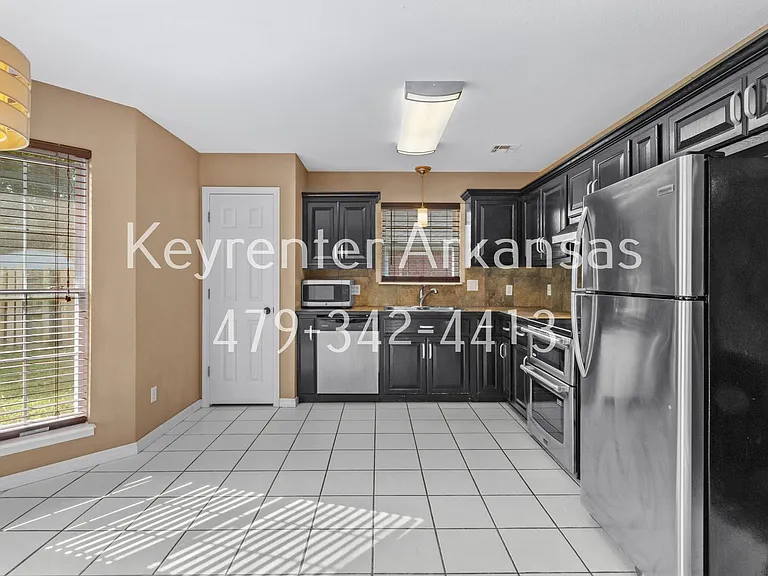 794 N Blazing Star Dr — Photo 11