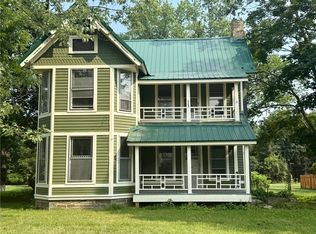 12 Front St, Van Etten, NY 14889