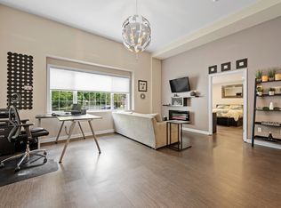 48 Phillips Rd UNIT 12, Holden, MA 01520
