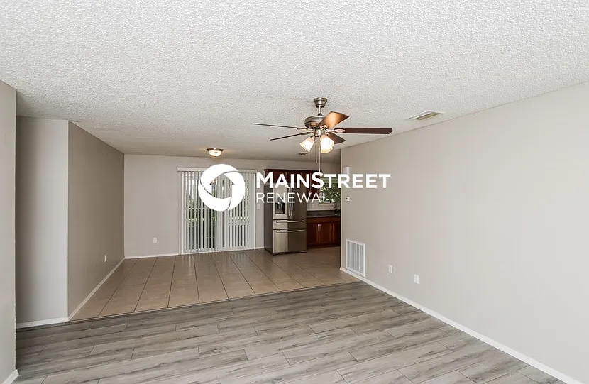 844 Sorrel Street — Photo 4
