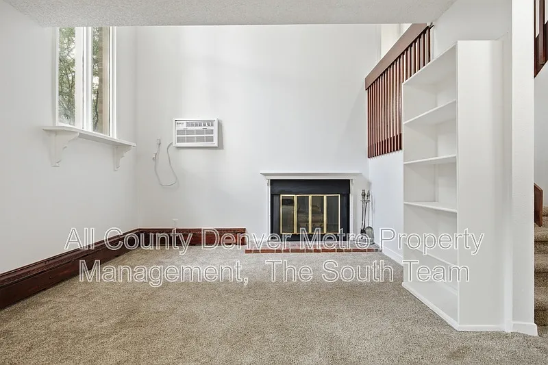 3 bed, 2.0 bath, 1309 sqft, $2,435 — Photo 4