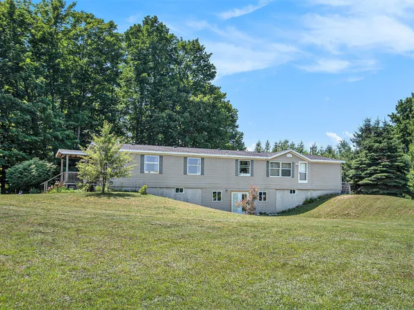 9433 Eleven Mile Rd, Bear Lake, MI 49614