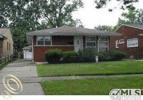 20300 HUNT CLUB-EXTERIOR.jpg