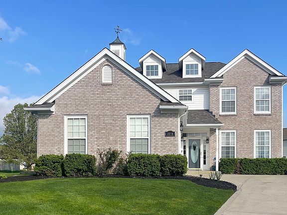 2nd image of 1018 Montgomery Ct
