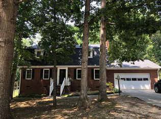 106 Driftwood Dr, Gibsonville, NC 27249