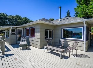 8007 SW 206th Pl, Vashon, WA 98070