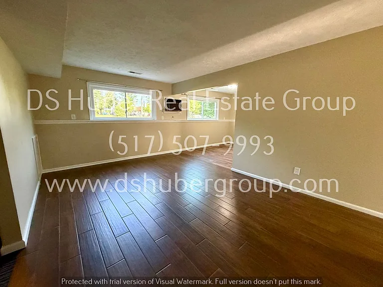 330 N Church St — Photo 3