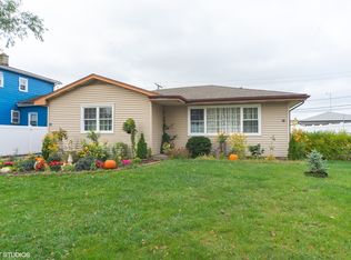 740 N Michigan St, Elmhurst, IL 60126