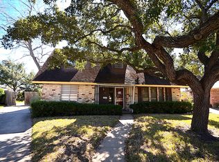 8 Dunwick Pl, Corpus Christi, TX 78411