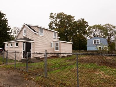 84 Bayview Ave, Swansea, MA, 02777