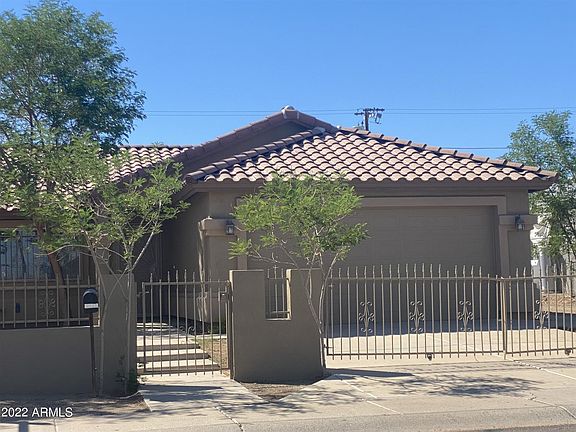 3rd image of 14002 N Palm St