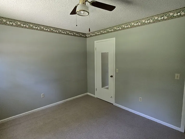 1513 Ridge St NW — Photo 17