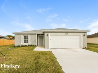 1337 SW Goodman Ave, Pt Saint Lucie, FL 34953