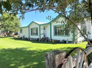 60470 Old Lake Rd, Christmas Valley, OR 97641