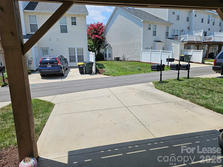 12955 Bullock Greenway Blvd — Photo 31