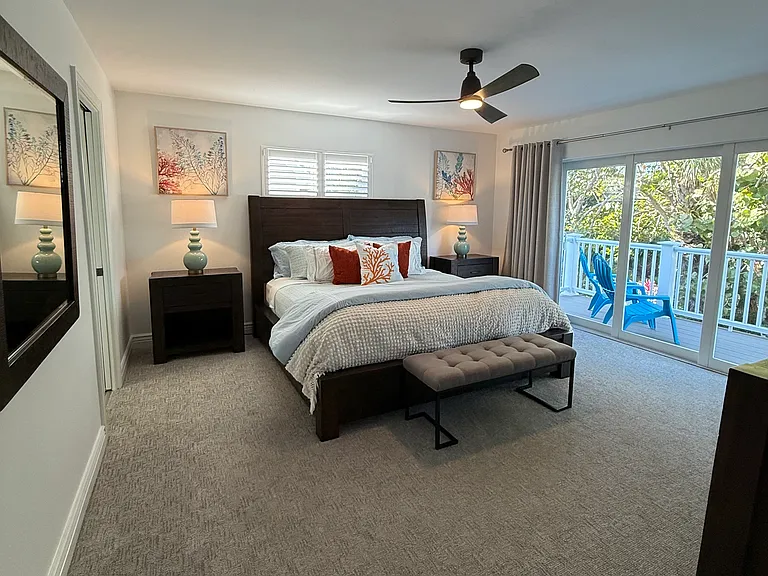 512 Periwinkle Way — Photo 25