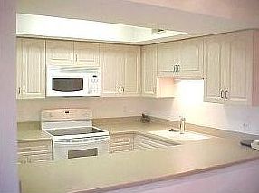3rd image of 132 Marco Villas Dr S #2