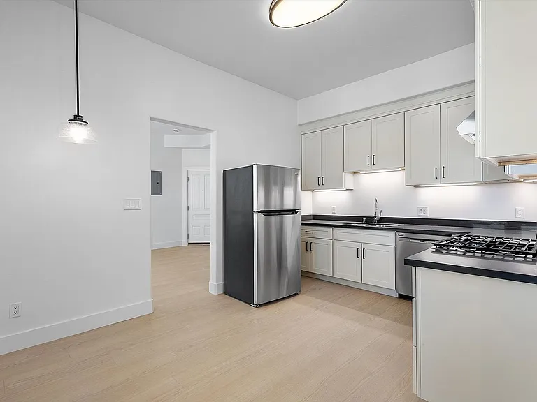 1533 Lafayette St #4 — Photo 13