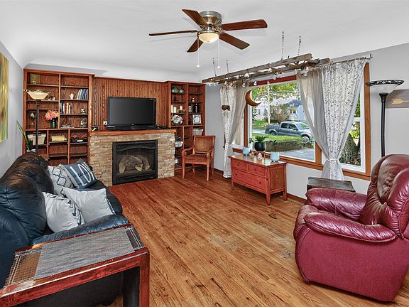 2nd image of 4125 14th St