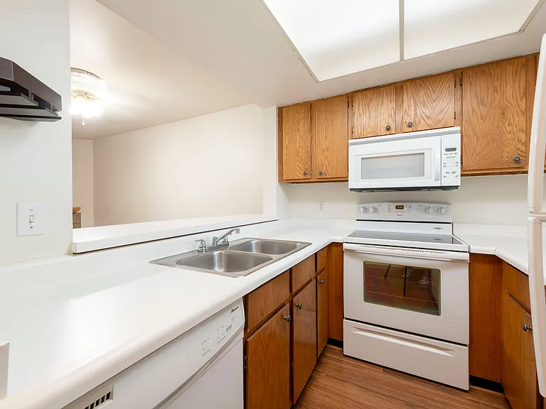 953 E Springcrest Ct #20 — Photo 7