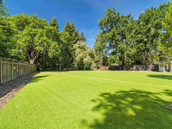 81 N Jackson Way, Alamo, CA 94507