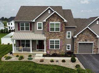 1046 Lisa Ln, Easton, PA 18045