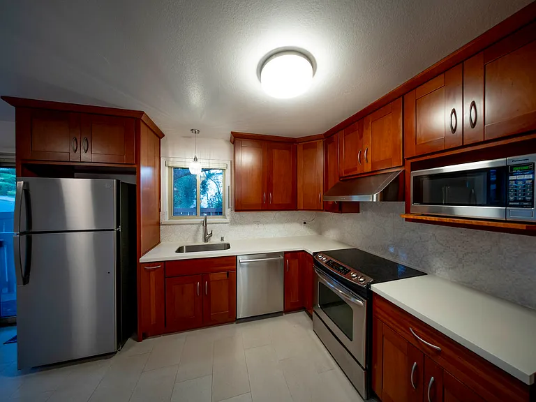 2022 Ascot Dr — Photo 13