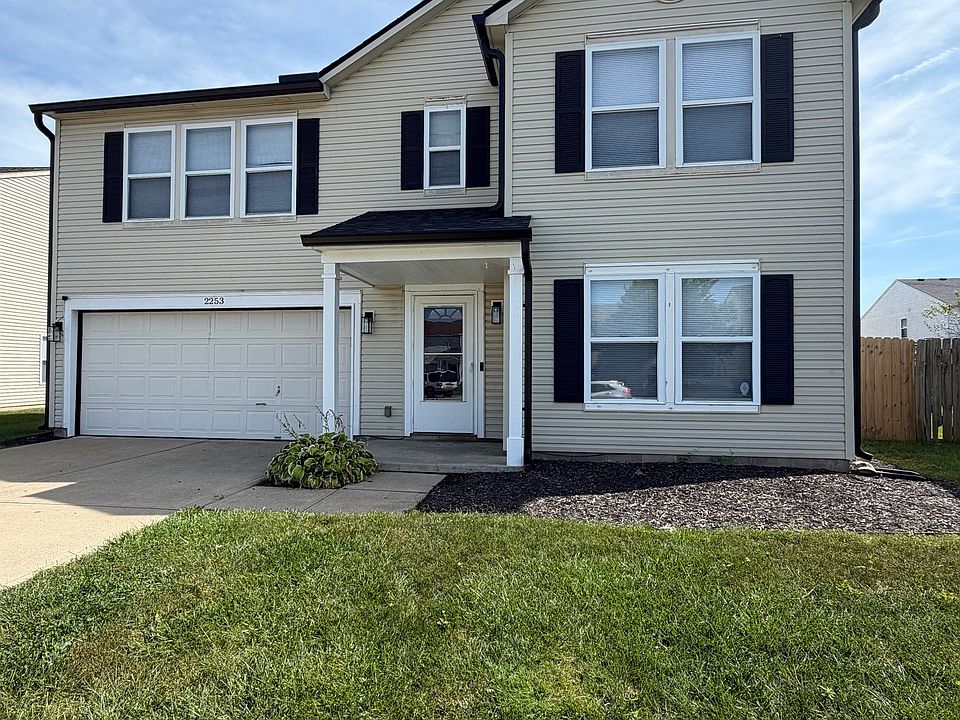 1st image of 2253 Edgewater Cir