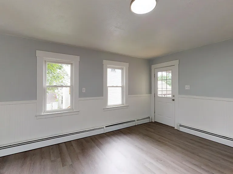 9 Riverbank Ct #C — Photo 6