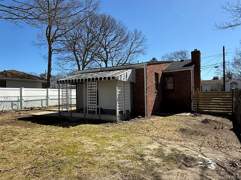 21 Sherwood Dr — Photo 18