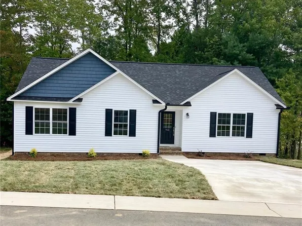 913 Berg St, Asheboro, NC 27203