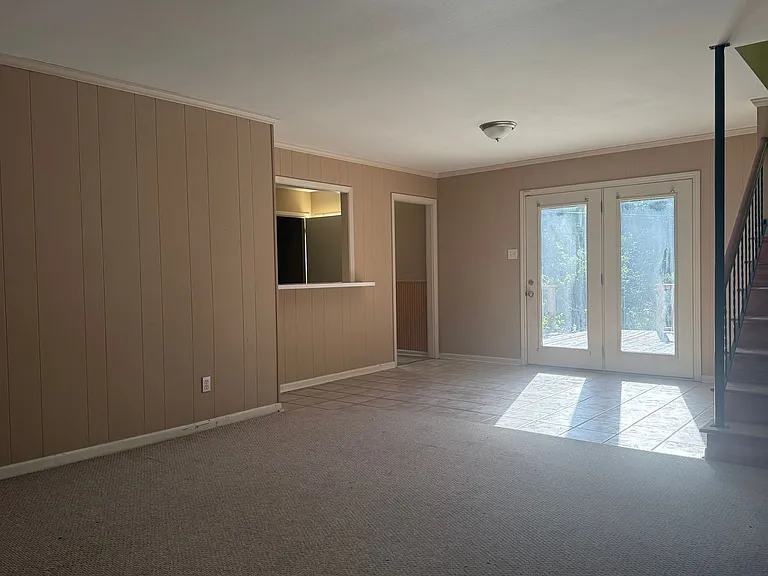 323 Auburn Dr — Photo 25